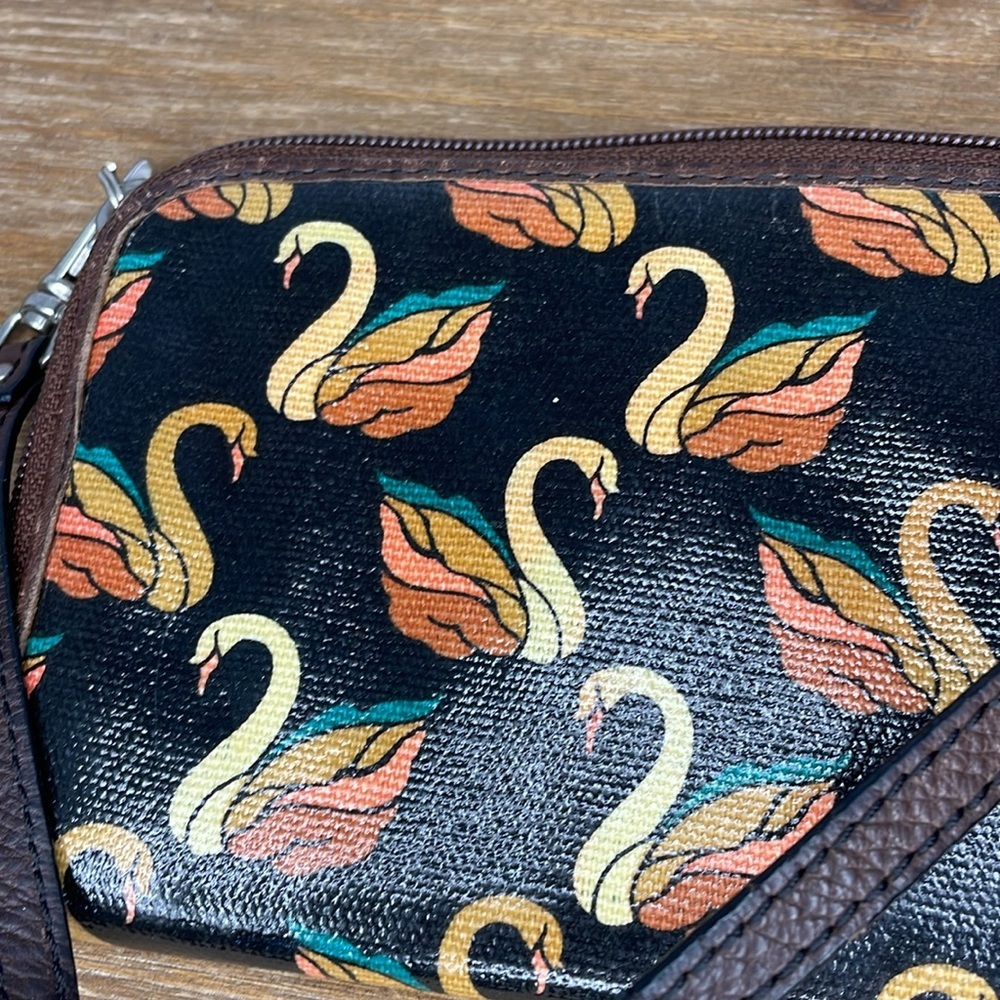 Fossil Key-Per Coated Canvas Swan Wristlet - image 5